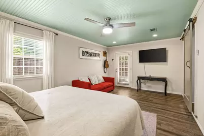 9639 Leaside Drive, Dallas, TX 75238 - Photo 18
