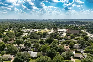 9639 Leaside Dr, Dallas, TX 75238 - Photo 32