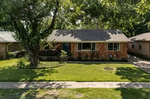 9639 Leaside Dr, Dallas, TX 75238 - Photo 30