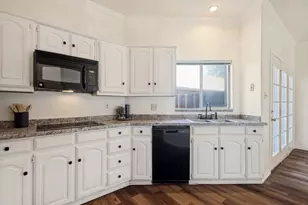 160 Cobblestone Row, Denton, TX 76207 - Photo 6