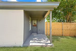 204 Briarglen Dr, Cedar Hill, TX 75104 - Photo 34