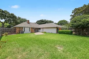 12706 Whispering Hills Dr, Dallas, TX 75243 - Photo 22