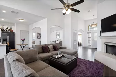 529 5th Street, Grand Prairie, TX 75050 - Photo 4
