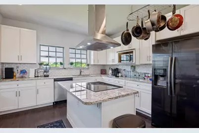 529 5th Street, Grand Prairie, TX 75050 - Photo 6