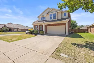 3203 Guadaloupe, Grand Prairie, TX 75054 - Photo 2
