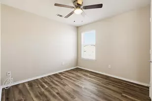 3203 Guadaloupe, Grand Prairie, TX 75054 - Photo 10