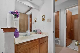6403 Running Creek Dr, Arlington, TX 76001 - Photo 14