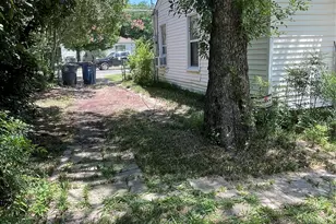 7712 Rayville Dr, Dallas, TX 75217 - Photo 14