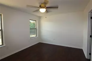104 Boston St, Whitesboro, TX 76273 - Photo 12
