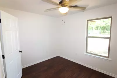 104 Boston Street, Whitesboro, TX 76273 - Photo 8