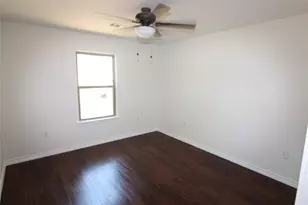 104 Boston St, Whitesboro, TX 76273 - Photo 10