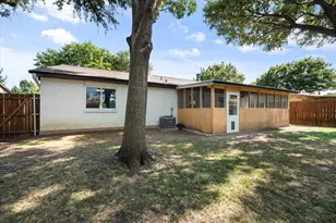 6909 Arborbrook Dr, North Richland Hills, TX 76182 - Photo 26