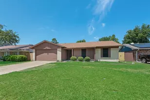 4513 Palos Verdes Dr, Mesquite, TX 75150 - Photo 1