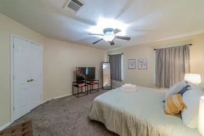 421 Oxford Street, Burleson, TX 76028 - Photo 10