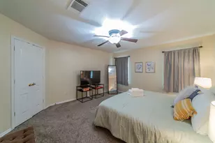 421 Oxford St, Burleson, TX 76028 - Photo 10