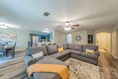 421 Oxford Street, Burleson, TX 76028 - Photo 2