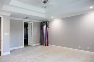 2417 Laguna Ln, Arlington, TX 76012 - Photo 16