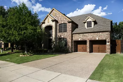 2417 Laguna Lane, Arlington, TX 76012 - Photo 2