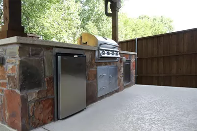 2417 Laguna Lane, Arlington, TX 76012 - Photo 38
