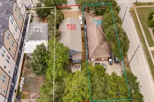 735 W 10th St, Dallas, TX 75208 - Photo 2