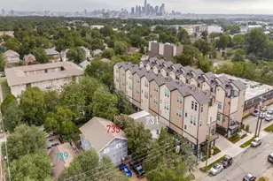 735 W 10th St, Dallas, TX 75208 - Photo 14