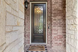 100 Griffith Ct, Euless, TX 76039 - Photo 4