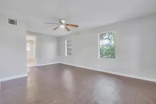 107 Windsor Ct, Weatherford, TX 76086 - Photo 12