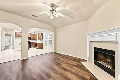 6541 Serena Lane, Waco, TX 76712 - Photo 16