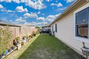2612 Diver Ct, Fort Worth, TX 76119 - Photo 26