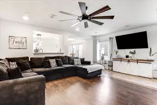 2612 Diver Ct, Fort Worth, TX 76119 - Photo 8