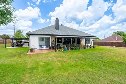 1305 E Apache Trail, Granbury, TX 76048 - Photo 16