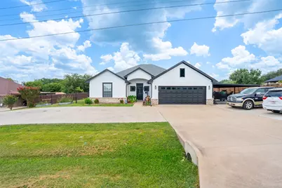 1305 E Apache Trail, Granbury, TX 76048 - Photo 6