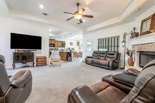 1305 E Apache Trail, Granbury, TX 76048 - Photo 28