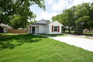 1321 Franklin Ave, Bonham, TX 75418 - Photo 1
