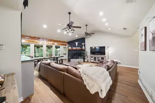 1872 Nokomis Rd, Lancaster, TX 75146 - Photo 8