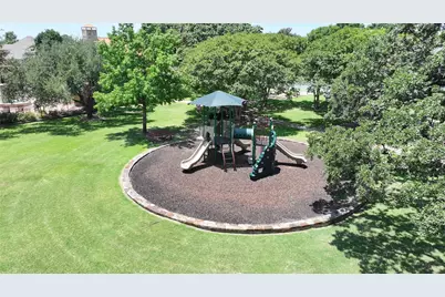 1121 Cogburn Court, Shady Shores, TX 76208 - Photo 38