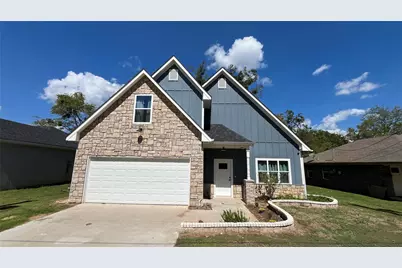 206 Beckham Street W, Sulphur Springs, TX 75482 - Photo 1