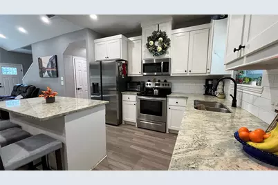 206 Beckham Street W, Sulphur Springs, TX 75482 - Photo 6