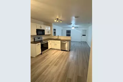 8836 Valley River Drive, Fort Worth, TX 76244 - Photo 10
