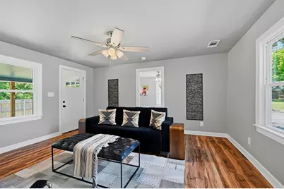 201 Mineral Street, Whitesboro, TX 76273 - Photo 8