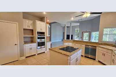 137 Oakview Road, Gainesville, TX 76240 - Photo 4