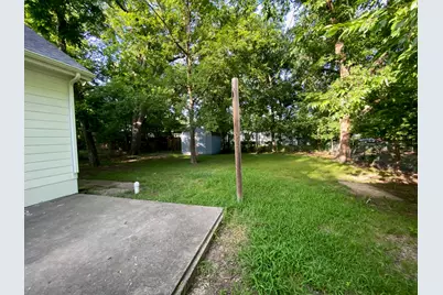 1331 S Travis Street, Sherman, TX 75090 - Photo 16