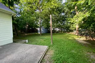 1331 S Travis St, Sherman, TX 75090 - Photo 16