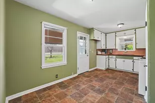 109 Casstevens St, Westworth Village, TX 76114 - Photo 12