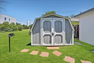 109 Casstevens St, Westworth Village, TX 76114 - Photo 24