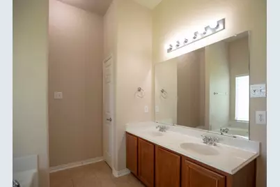 8000 Raintree Drive, McKinney, TX 75071 - Photo 14