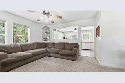 417 W Gentry Street, Hamilton, TX 76531 - Photo 4
