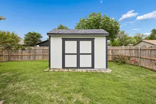 5168 Pruitt Dr, The Colony, TX 75056 - Photo 6