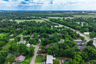 906 Branch St, Greenville, TX 75401 - Photo 32