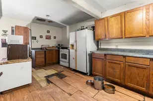 906 Branch St, Greenville, TX 75401 - Photo 12